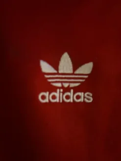Discount adidas huppari