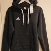 Sale Adidas huppari (UUSI)