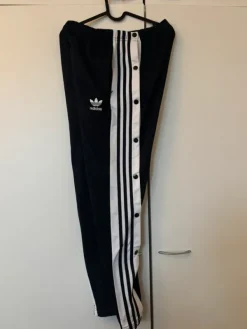 Discount adidas nappiverkkarit