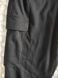 Best Adidas reisitasku collegehousut