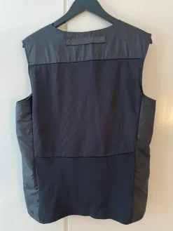 New adidas Performance Adidas tuulenpitävä hengittävä juoksuliivi