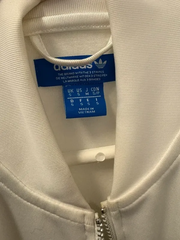 Best adidas valkoinen verkkatakki