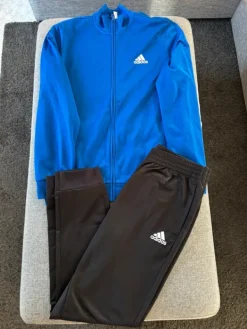 Clearance Adidas verryttelypuku