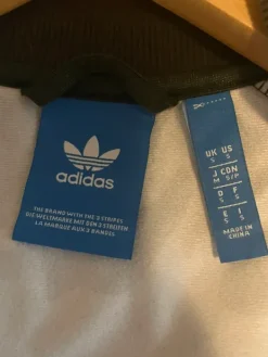 Outlet adidas verryttelytakki