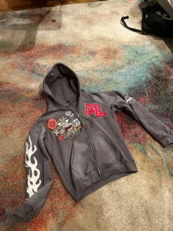 Outlet Afterlyfe huppari