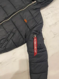 Best Alpha Industries takki