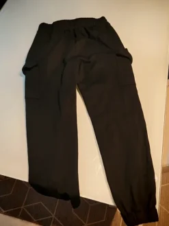 Outlet Amisu olohousut