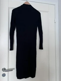 Online Anna Field Äitiysmekko S