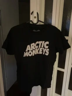 Clearance Arctic monkeys bändipaita