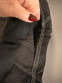 Outlet Arena n uimashortsit M