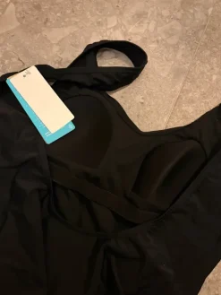 Best Actuelle Baddräkt stl M