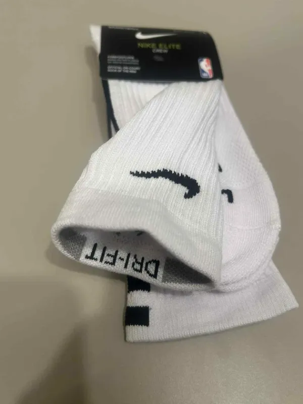 New Baltos NBA kojinės