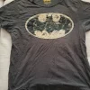 Sale Batman loose Tshirt - super nice and comfy