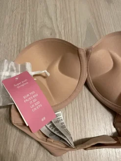 Hot H&M 70B-70D Uudet rintaliivit