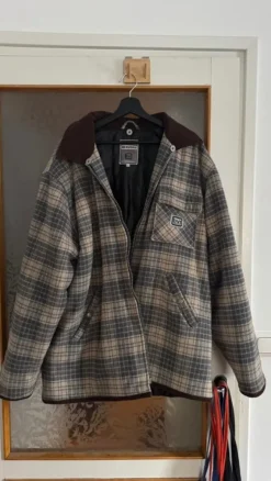 Best Beavers Checkered Flanell Jacket