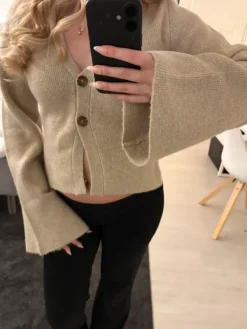 Sale beige villapaita