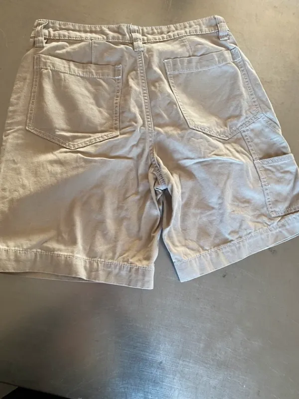 Sale H&M Beiget cargo shortsit