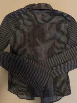 bershka imarteleva kauluspaita