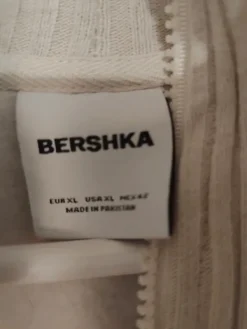 Outlet Bershka Kollegetakki