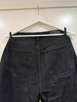 Hot Bershka mom jeans