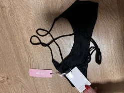 New BUBBLEROOM Bikini yläosa