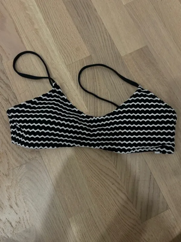 Sale Bikinien yläosa