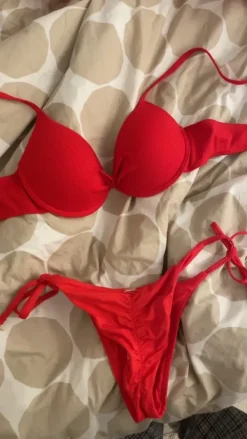 Hot New Yorker Bikinit