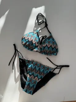 Best Aya-s bikinit, ylä- ja alaosa