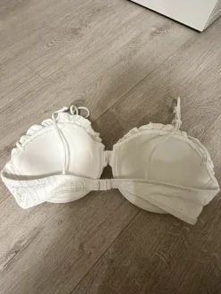 Hot Nelly Bikiniyläosa