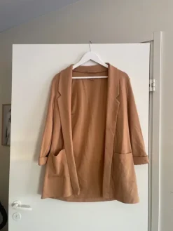 Clearance Amisu Bleiseri