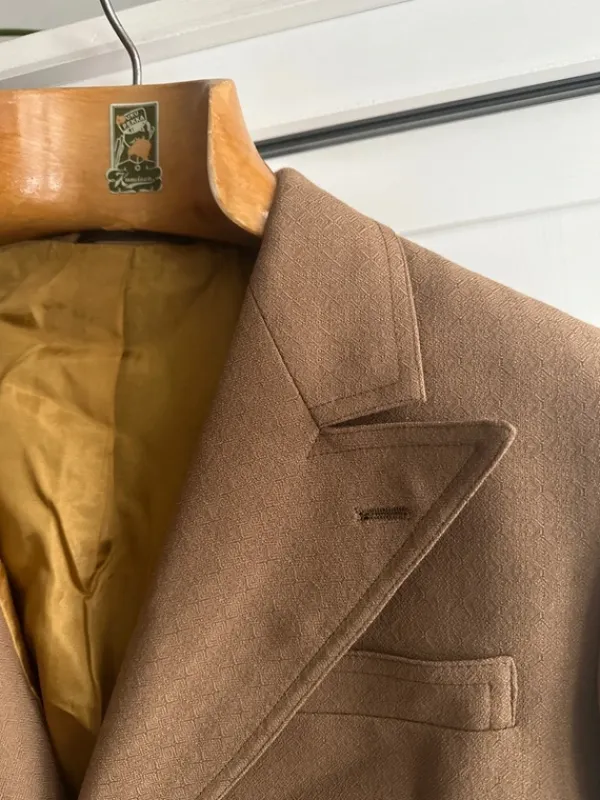 Discount Tampereen pukutehdas Bleiseri