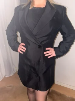 Online H&M Bleiserimekko