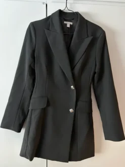 Online Bleiserimekko