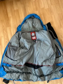 Hot Sweet Protection Blue insulated skiing jacket
