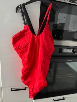 Online Calvin Klein uimapuku UUSI