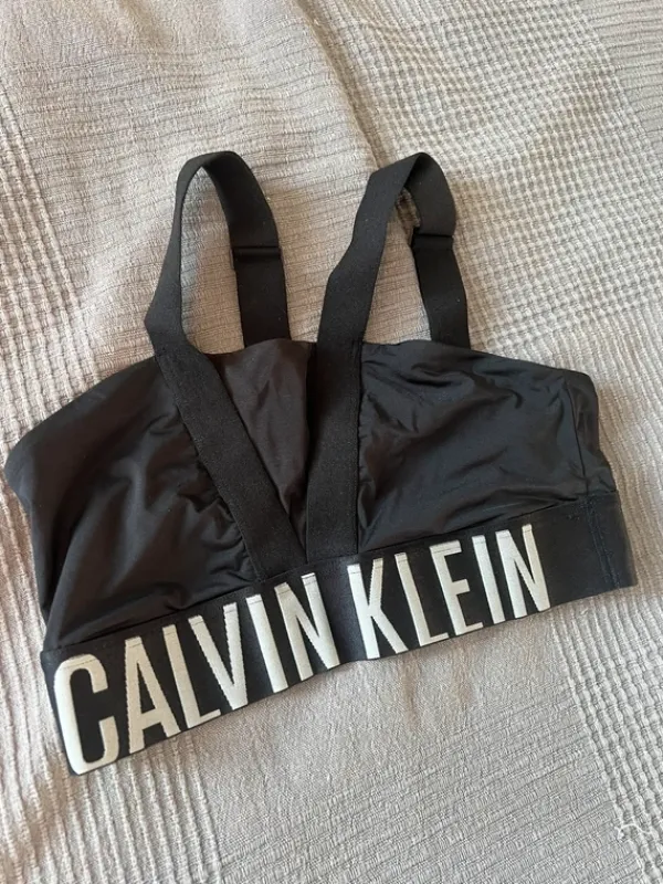 Best Calvin Klein yläosa