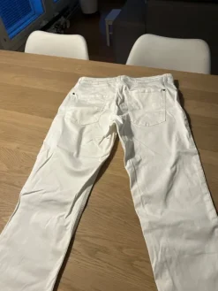 Sale Esprit Capri housut