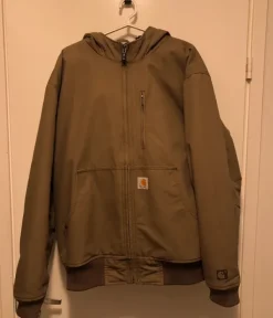New Carhartt takki