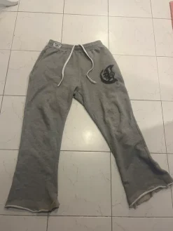 Outlet Celestic college housut