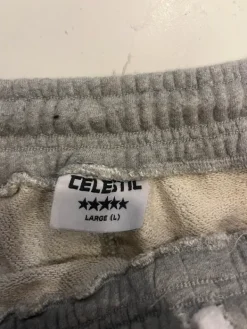 Outlet Celestic college housut