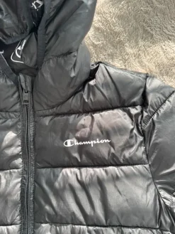 Online Champion toppatakki | Vinted