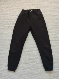 Discount Collegehousut