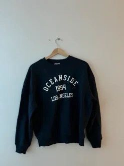 Discount Collegepaita