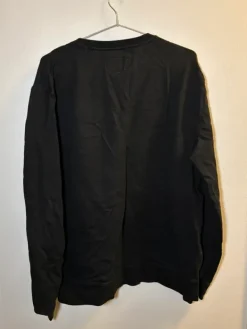 Online GUESS Collegepaita