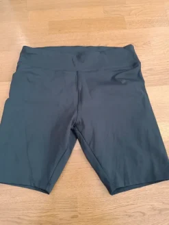 New Crivit treenishortsit