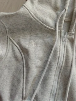 Online Cropattu huppari