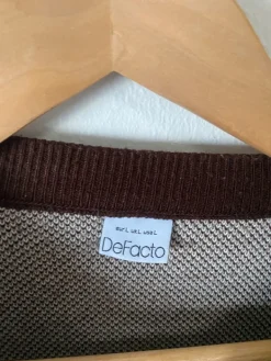 New Defacto villapusero