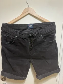 Clearance Denim project farkkushortsit