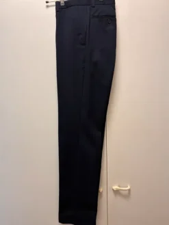 Discount Dressmann navy suit