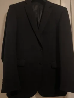 Online Dressmann puku